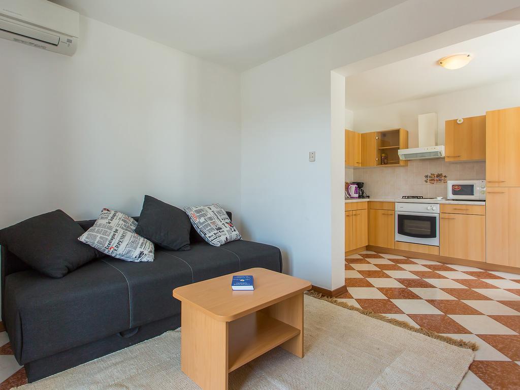 Apartments Ava Poreč Eksteriør billede
